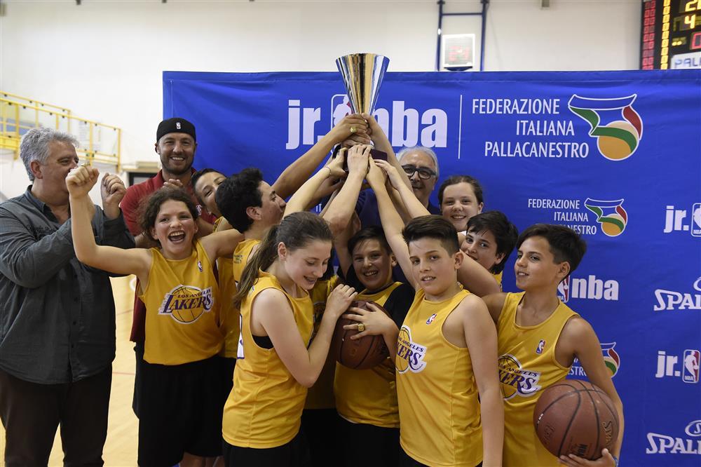 Giovanili Maschili Femminili 2017-18: approda a Bari la Jr. NBA Fip League venerdì 16 marzo ospite Jack Galanda